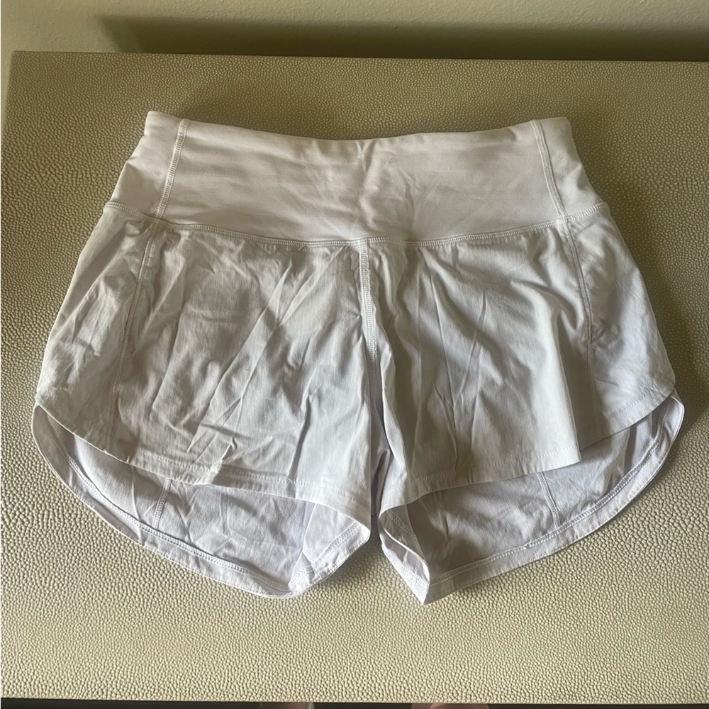 Lululemon Speed Up shorts Mid Rise 4” in White
